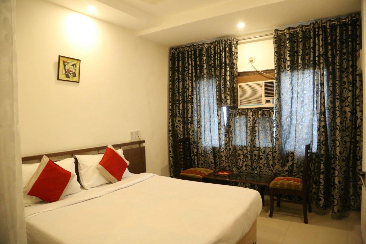 Hotel Surya Gwalior Exterior foto